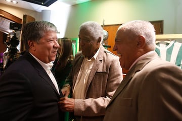 Con los planteles masculino y femenino, los ídolos del equipo y todos los trofeos, Atlético Nacional celebró un nuevo cumpleaños.