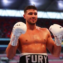 Tommy Fury challenges Jake Paul again to fight in Manchester in October