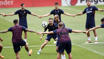 Pizarro y Carriço son las novedades en la lista del Sevilla