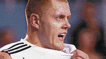 <b>DESCARTE.</b> Una rotura de fibras en un hombro frena a Kambala.