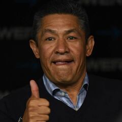 Ignacio Ambriz, a un triunfo de hacer historia en León