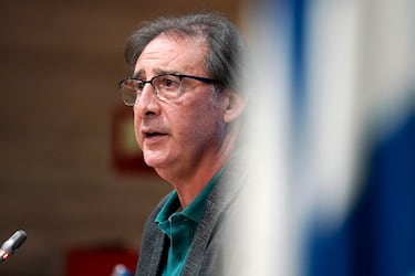 El Málaga afronta en cuadro el reto de Santander