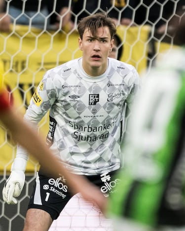 Oferta del Racing al Elfsborg de Suecia por el joven portero Simon Eriksson