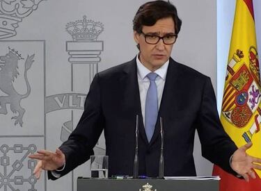 Sanidad hará obligatorio llevar mascarillas más allá de los medios de transporte públicos