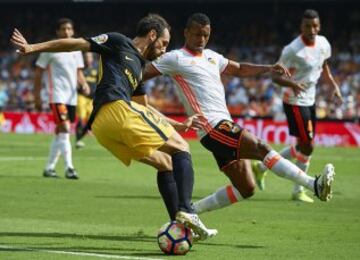 Griezmann and Gameiro edge it for Atlético at Mestalla