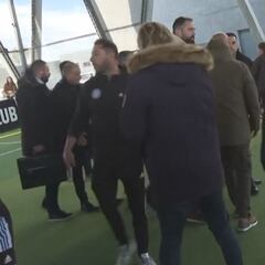 Expulsan a un político de extrema derecha del complejo deportivo creado por Zidane