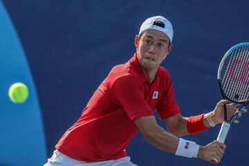 En los Juegos Olímpicos de Río en 2016, Kei Nishikori logró el bronce, dando a Japón su primera medalla de tenis en 96 años, aunque hay que tener en cuenta que el deporte de la raqueta dejó de ser olímpico después de 1924 y no regresó hasta 1988. En su extensa carrera destaca el hecho de ser el primer jugador asíatico de la historia en llegar a una final de Grand Slam masculino (US Open, en 2014). El tenista de 31 años gana $30 millones en patrocinios de marcas como Japan Airlines, Lixil y Nissin y todas ellas figuran como patrocinadores olímpicos oficiales. Jugando en su propio terreno en Japón, Nishikori es una de las caras más reconocibles de los Juegos de Tokio. Al menos para los suyos. Ganancias anuales: $30,5M 