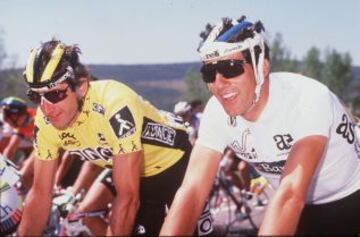 Marino Lejarreta de la Once junto Miguel Indurain.