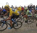 Tony Martin se viste de amarillo y Contador sobrevivió al pavés