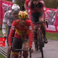 Brillante podio de Felipe Orts en otro show de Van der Poel