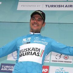 Prades, feliz por "el gran triunfo World Tour" para el Murias