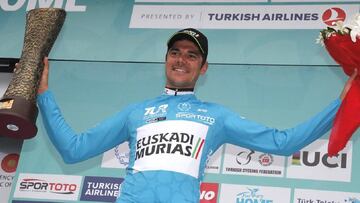 Prades, feliz por "el gran triunfo World Tour" para el Murias