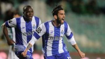 Oliveira marcó el gol con el que el Porto venció al Vitória Setúbal.