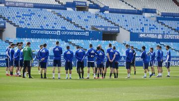 Los jugadores del Zaragoza, en un entrenamiento en la Ciudad Deportiva.