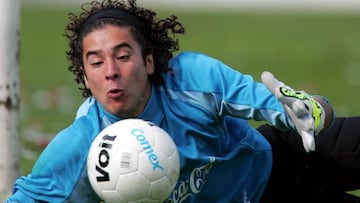 A 18 años del debut de Guillermo Ochoa en Liga MX