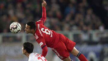 Un fr¨¢gil Bayern aumenta la presi¨®n sobre el Dortmund