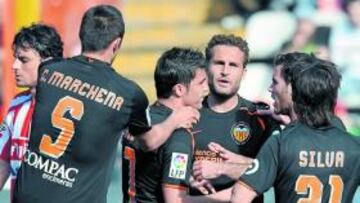 <b>UN TRIDENTE DE CALIDAD. </b>Silva, Mata y Villa se han confirmado como tres de los futbolistas más decisivos de la plantilla.