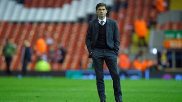 Villarreal's coach Marcelino Garcia Toral is pictured at the final whistle after a 0-3 defeat during the UEFA Europa League semi-final second leg football match between Liverpool and Villarreal CF at Anfield in Liverpool, northwest England on May 5, 2016. / AFP PHOTO / LLUIS GENE
