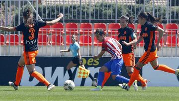 El Atleti empata ante el Valencia y el Barça acecha el liderato