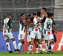 Palestino se gradúa de copero