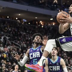 NBA recap: Giannis' last second lay-in for the win, Doncic leads Mavs to win over Pelicans