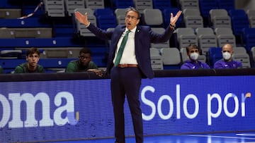 Luis Casimiro, durante un partido en el Mart&iacute;n Carpena.