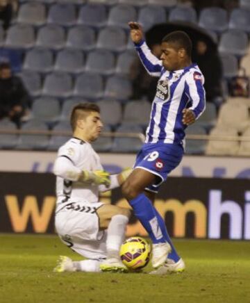 2-0. Iván Cavaleiro marcó el segundo tanto.