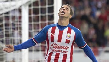 Isaac Brizuela se dice seguro de continuar en el Guadalajara, pues Ricardo Peláez le dijo que nadie saldría para el Apertura 2020.