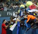 Roger Federer arrolla a Duckworth en su victoria 998