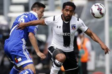 El zurdo puede actuar en todas las funcionalidades por el sector izquierdo. Ha sido lateral, mediocampista interior o exterior y también puntero. Hoy en Colo Colo es extremo en circunstancias que había jugado como marcador de punta.