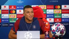 HANDOUT - 22 August 2020, Portugal, Lisbon: Paris Saint-Germain&#039;s Kylian Mbappe speaks during a press conference at Estadio do Sport Lisboa e Benfica, ahead of the Sunday&#039;s UEFA Champions League final soccer match against Bayern Munich. Photo: -