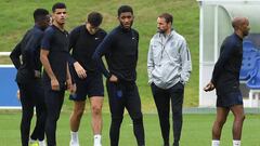 England&#039;s defender Joe Gomez (C) takes part in an open training session at St George&#039;s Park in Burton-on-Trent, central England on September 4, 2018, ahead of their international friendly football match against Spain on September 8. (Photo by Pa