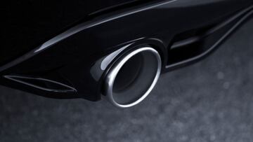 Blue Gasoline: la gasolina que logra que los automóviles contaminen menos