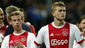 De Jong y De Ligt en un partido con el Ajax