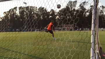 Bend it like Gareth: Bale's training ground 'golazo' in slow motion