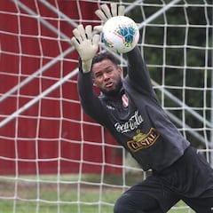 Gareca convoca a 11 jugadores para primer microciclo del año