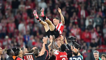 Homenaje a De Marcos.