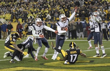 Desde que se dio a conocer el calendario regular, la mayoría circuló la fecha del 17 de diciembre con la expectativa de poder ver el juego del año, la visita de los New England Patriots a Pittsburgh en una repetición de la Final de la AFC de enero pasado. No salieron decepcionados.

Los Patriots borraron una desventaja de ocho puntos en el último cuarto y anotaron 11 sin respuesta para ganar el encuentro y tomar control absoluto de la Conferencia Americana. Pero fueron los últimos 2:06 minutos los que quedarán tatuados en la memoria.

Abajo por cinco puntos, Tom Brady y sus muchachos comandaron una ofensiva de 88 yardas en 1:10, 69 de las cuales fueron obra de Rob Gronkowski, y las últimas ocho de Dion Lewis. Con menos de un minuto por jugar el juego estaba decidido, ¿o no?

Ben Roethlisberger respondió de inmediato con un pase de 69 yardas al novato JuJu Smith-Schuster que puso a Pittsburgh en la posibilidad de empatar el partido. Pero, aún con tiempo, fueron por el triunfo, había mucho en juego. Aquí es donde se pone interesante.

Roethlisberger encuentra a Jesse James solo en el centro a una yarda de las diagonales, James atrapa el balón, cruza el plano y fin de la historia. O al menos eso creíamos. Sin embargo, “nunca completó el proceso de recepción” y el envío se decretó incompleto. Pittsburgh realizó otras dos jugadas, incluyendo un intento de engaño por azotar el balón que resultó en una intercepción y el camino al Super Bowl en la AFC pasa por Foxborough. Fin de la historia.