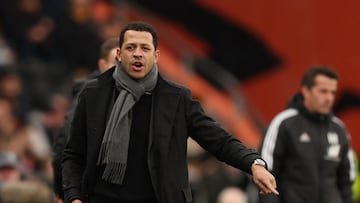 DT de Hull City y el futuro de Óscar Estupiñán