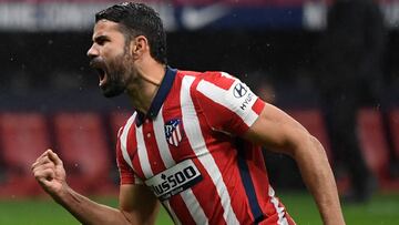 Diego Costa celebra el 3-1 en el Atlético-Elche.