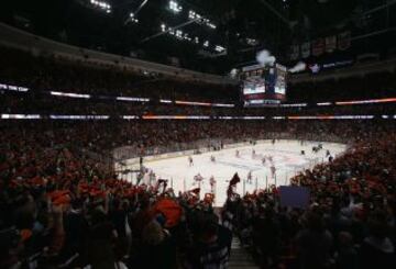 Los playoffs de la NHL nos dejan espectaculares imágenes jornada tras jornada.