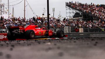 Raikkonen con el Ferrari en Mónaco.