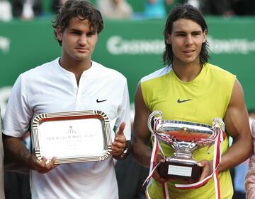 Rafa Nadal en Montecarlo 2006, ganó a Roger Federer por 6-2, 6-7, 6-3, 7-6.