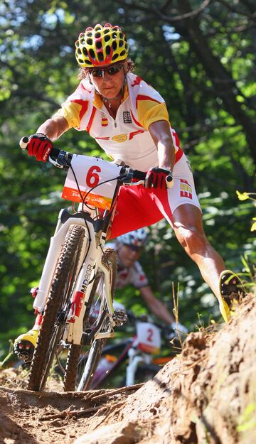 La ciclista de montaña era una especialista en campo a través. En su extenso palmarés destaca la medalla de bronce de los JJOO de 2000 (participó en dos Juegos Olímpicos más), 5 Campeonatos Mundiales de ciclismo de montaña y 1 campeonato de Europa. En Duatlón consiguió dos medallas de oro en los Europeos.
