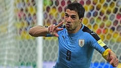 Cavani and Suárez on target as Uruguay earn a point