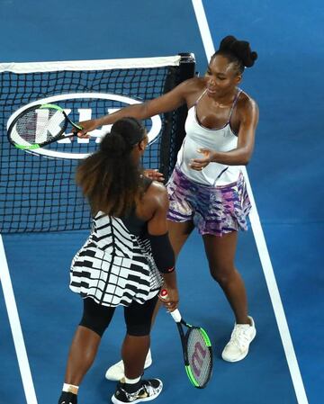 Serena beats Venus in straight sets to record 23rd slam title - AS USA