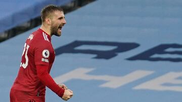 Shaw, de humillado por Mou a mejor lateral de la Premier