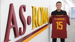 H&eacute;ctor Moreno en su presentaci&oacute;n con la AS Roma.