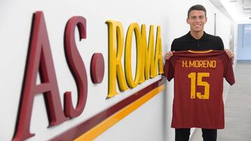 Héctor Moreno en su presentación con la AS Roma.