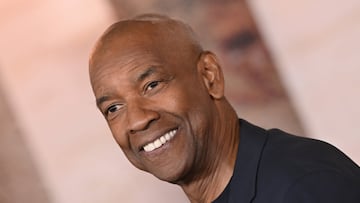 Denzel Washington sonriendo.